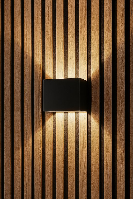 Wandlamp oplaadbaar – close-up USB-C oplaadpoort (detail)